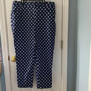 Chico’s Womens Ankle Cut Pants - Navy Blue & White Pattern - Size 2